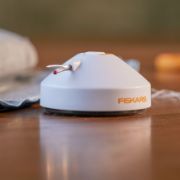 Picture of Fiskars Tabletop Seam Ripper 