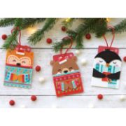Picture of Dimensions Felt Applique Kit 2.75"X4" 3/Pkg-Christmas Hugs Gift Card Holder
