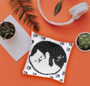 Picture of Diamond Dotz Diamond Embroidery Mini Pillows 7"X7" Kitty Glow