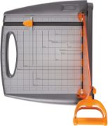 Picture of Fiskars Euro Bypass Trimmer 12" 