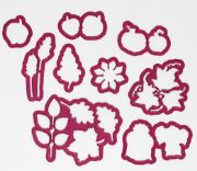 Picture of Heartfelt Creations Cut & Emboss Dies-Autumn Wreath Accents