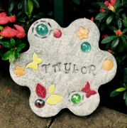 Picture of Mosaic Stepping Stone Kit Kids' Garden