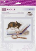 Picture of RIOLIS Counted Cross Stitch Kit 11.75"X9.5" Kitten On The Booklet (14 Count)