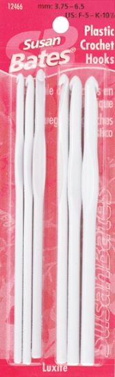 Picture of Luxite Plastic Crochet Hook Set Sizes F5 To K10.5