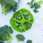 Picture of Trudeau Silicone Vegetable Steamer With Handle 9-1/4" Green