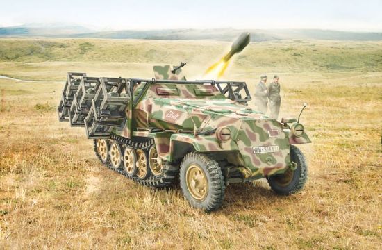 Picture of 1/72 SdKfz 251/1 Wurfrahmen 40 Stuka Zu Fuss Halftrack