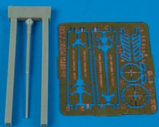 Picture of 1/72 Su15TM Flagon F Pitot Tube w/Photo-Etch for TSM