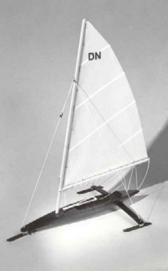 Picture of Dumas 18-3/4'' DN Ice Boat Kit -- Wooden Boat Model Kit -- #1123