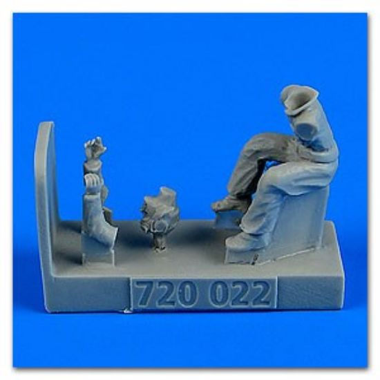 Picture of 1/72 WWII RAF Motorcycle Driver #1 wearing Helmet (D)