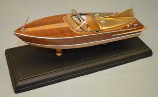 Picture of 10.5" 1955 Chris Craft 21' Cobra Boat Laser Cut Kit (1/24)