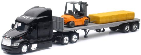 Picture of 1/43 Peterbilt 387 w/Flatbed Trailer, Forklift & Hay Bale Load (Die Cast)