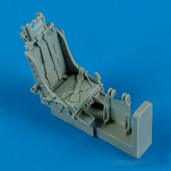 Picture of 1/48 F84G Ejection Seats w/Safety Belts for TAM