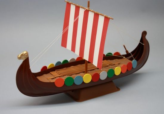 Picture of Dumas 1011 Viking Ship