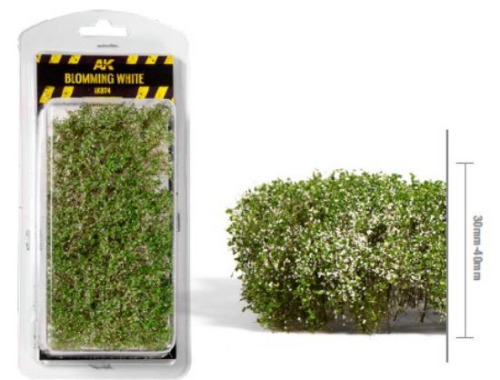 Picture of Diorama Series: Blooming White Shrubs