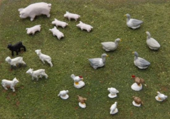 Picture of HO Farmyard Small Animals Detail Set (24)