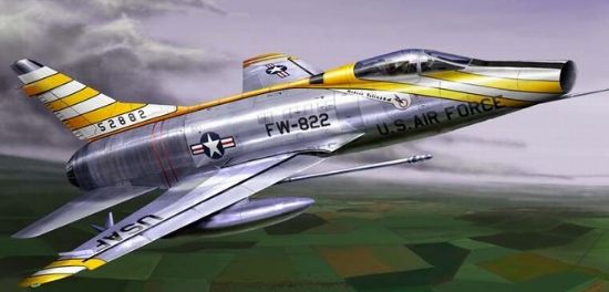 Picture of F-100D Super Sabre, 1/72 by Trumpeter, Model Airplane