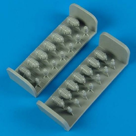 Picture of 1/72 B17 Oxygen Cylinders