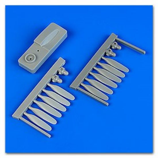 Picture of 1/72 B17 Flying Fortress Propeller w/Jig Tool for RVL