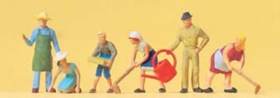 Picture of Preiser Figures Preiser 14081 in The Garden