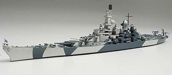 Picture of USS Iowa BB-61, 1/700 by Tamiya, Model Ship