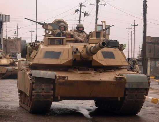 Picture of Trumpeter 01535 1/35 M1A1/A2 Abrams Tank 5 in 1 Kit TSMS1535