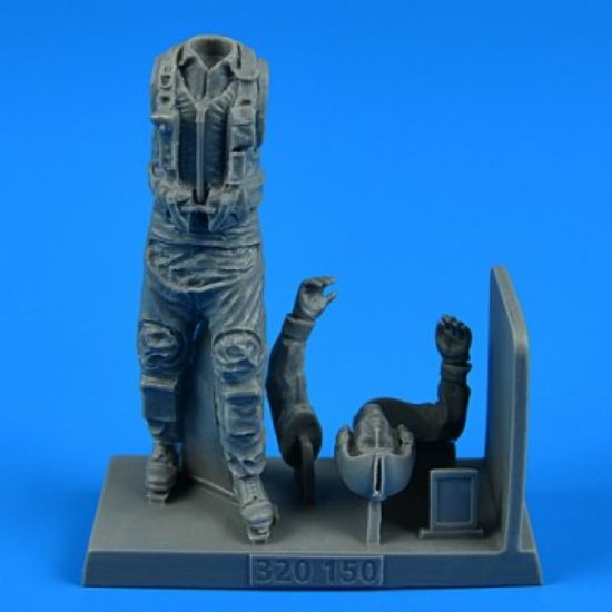 Picture of 1/32 US Navy Combat Pilot #1