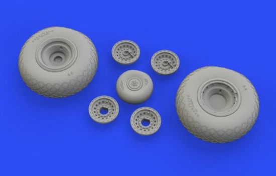 Picture of 1/48 Aircraft- B17 Wheels for HKM (Mask & Resin)