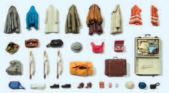Picture of HO Unpainted Clothes, Safety Vest, Bags, etc. (Kit)