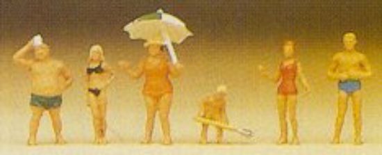 Picture of N Family on Beach Standing (6)