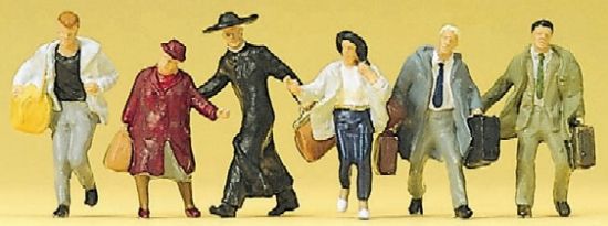 Picture of Preiser 10327 Passengers Hurrying