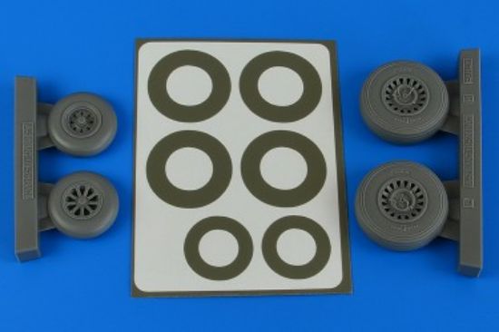 Picture of 1/48 A26B/C (B26B/C) Invader Early Wheels & Paint Masks For ICM
