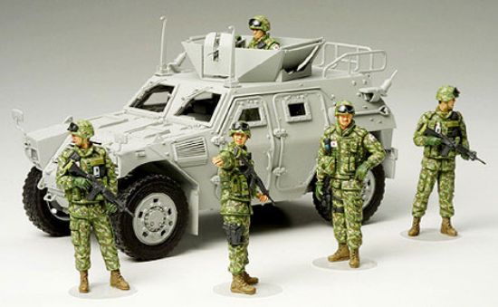 Picture of Tamiya 35276 JGSDF Assistance Team Iraq Humanitarian