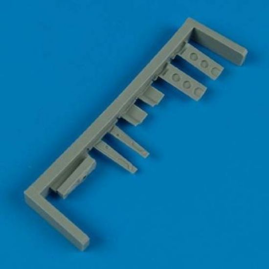 Picture of 1/72 P40 Undercarriage Covers for ACY (D)