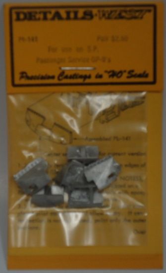 Picture of HO Pilot SP Passenger Service GP9's (pr) (D)