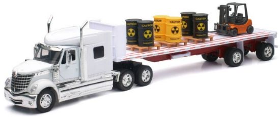 Picture of New Ray Toys Int'L Lonestar w/Flatbed Trailer Toxic Barrels Color